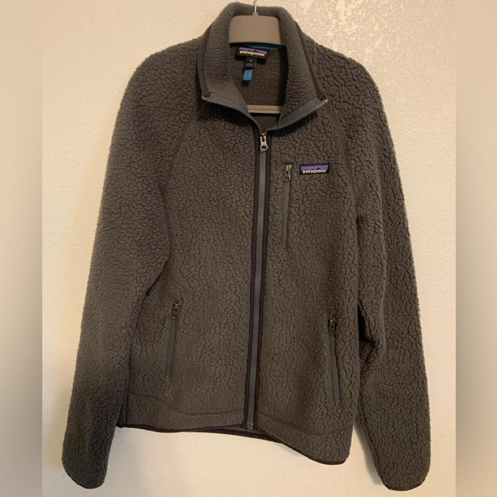 Patagonia Men's Retro Pile Fleece Jacket. Size Small. Forge Grey.